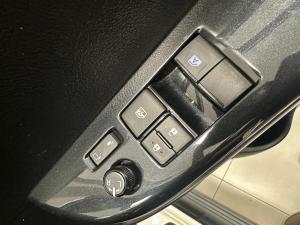 Toyota Hilux 2.4 GD-6 RB RaiderE/CAB - Image 12