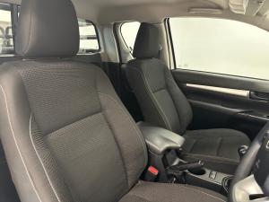 Toyota Hilux 2.4 GD-6 RB RaiderE/CAB - Image 8