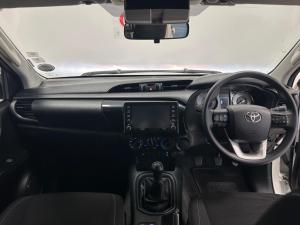 Toyota Hilux 2.4 GD-6 RB RaiderE/CAB - Image 9