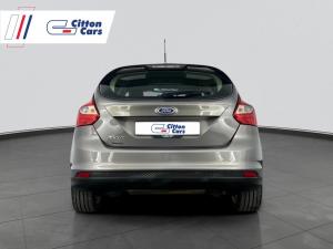 Ford Focus 1.6 Ti VCT Trend 5-Door - Image 6