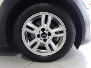 MINI Hatch One - Image 16