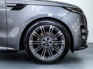 Land Rover Range Rover Sport D350 Dynamic HSE - Image 4