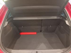 Peugeot 208 1.2T Allure manual - Image 13