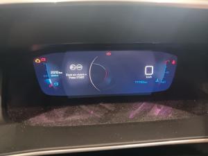 Peugeot 208 1.2T Allure manual - Image 9