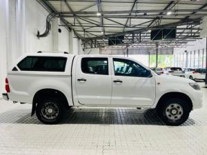 Toyota Hilux 2.5D-4D double cab 4x4 SRX - Image 9