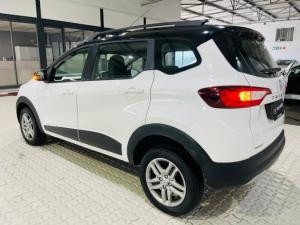 Renault Triber 1.0 Prestige - Image 11