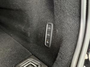 Volvo XC60 B6 AWD Ultimate Bright - Image 6