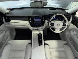Volvo XC60 B6 AWD Ultimate Bright - Image 9