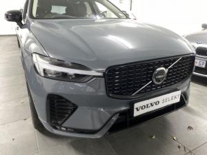 Volvo XC60 B6 AWD Ultimate Dark - Image 11