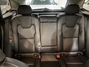 Volvo XC60 B6 AWD Ultimate Dark - Image 4