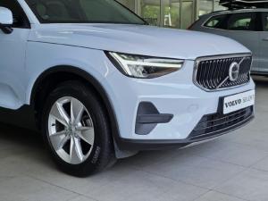 Volvo XC40 B3 Essential - Image 14