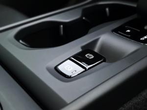 Volvo XC40 B3 Essential - Image 23
