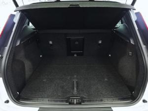 Volvo XC40 B3 Essential - Image 7