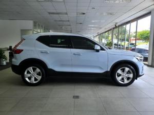 Volvo XC40 B3 Essential - Image 8