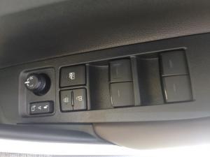 Toyota Corolla Cross 1.8 XR - Image 10