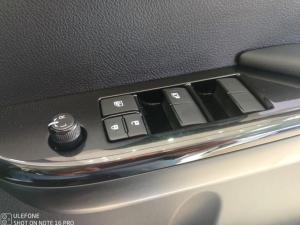 Toyota Hilux 2.4GD-6 double cab 4x4 SR - Image 11