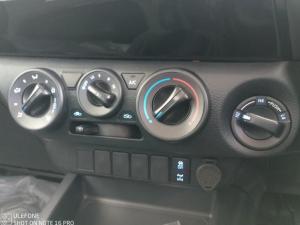 Toyota Hilux 2.4GD-6 double cab 4x4 SR - Image 12