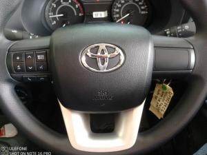 Toyota Hilux 2.4GD-6 double cab 4x4 SR - Image 13