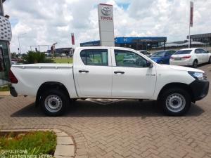 Toyota Hilux 2.4GD-6 double cab 4x4 SR - Image 3