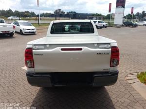 Toyota Hilux 2.4GD-6 double cab 4x4 SR - Image 5