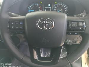 Toyota Hilux 2.8GD-6 double cab Legend 55 - Image 18