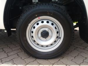 Toyota Hilux 2.4GD single cab S (aircon) - Image 6