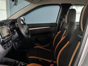 Renault Kwid 1.0 Climber auto - Image 12