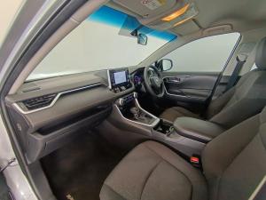 Toyota RAV4 2.0 GX auto - Image 20