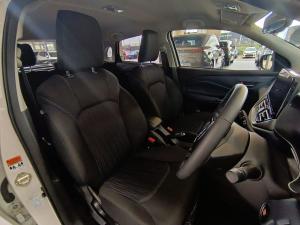 Suzuki Baleno 1.5 GLX auto - Image 14