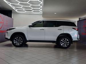 Toyota Fortuner 2.8GD-6 48V 4x4 VX - Image 5