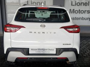 Nissan Magnite 1.0 Visia auto - Image 11