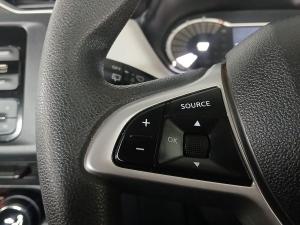 Nissan Magnite 1.0 Visia auto - Image 18