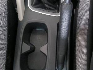 Nissan Magnite 1.0 Visia auto - Image 19