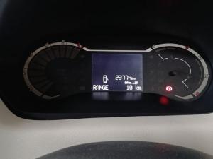 Nissan Magnite 1.0 Visia auto - Image 8