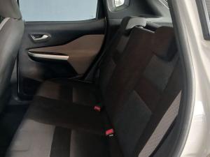 Nissan Magnite 1.0 Visia auto - Image 9