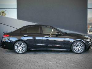 Mercedes-Benz C-Class C43 - Image 4