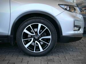 Nissan X-Trail 2.5 4x4 Acenta Plus - Image 5