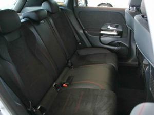 Mercedes-Benz GLA GLA200 Progressive - Image 17