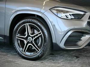Mercedes-Benz GLA GLA200 Progressive - Image 6