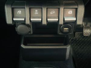 Suzuki Jimny 1.5 GL AllGrip 5-door manual - Image 17