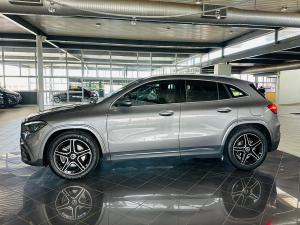 Mercedes-Benz GLA GLA200 Progressive - Image 10