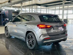 Mercedes-Benz GLA GLA200 Progressive - Image 12