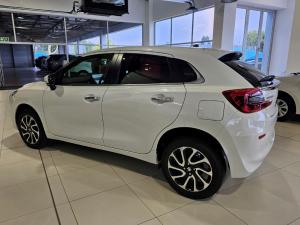 Suzuki Baleno 1.5 GLX auto - Image 4