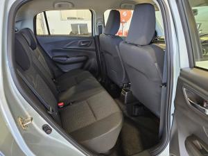 Suzuki Swift 1.2 GLX auto - Image 8