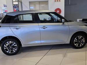 Suzuki Swift 1.2 GLX auto - Image 9