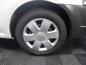 Nissan NP200 1.6i safety pack (aircon) - Image 7