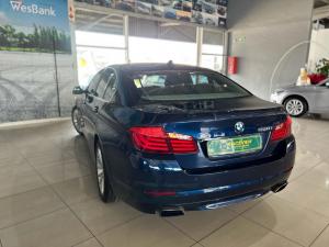 BMW 5 Series 550i Exclusive auto - Image 3