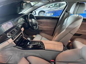 BMW 5 Series 550i Exclusive auto - Image 7