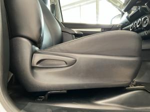 Toyota Hilux 2.4GD-6 single cab 4x4 SR - Image 18