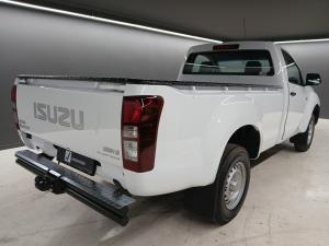 Isuzu D-Max Gen 6 250c single cab Fleetside - Image 2